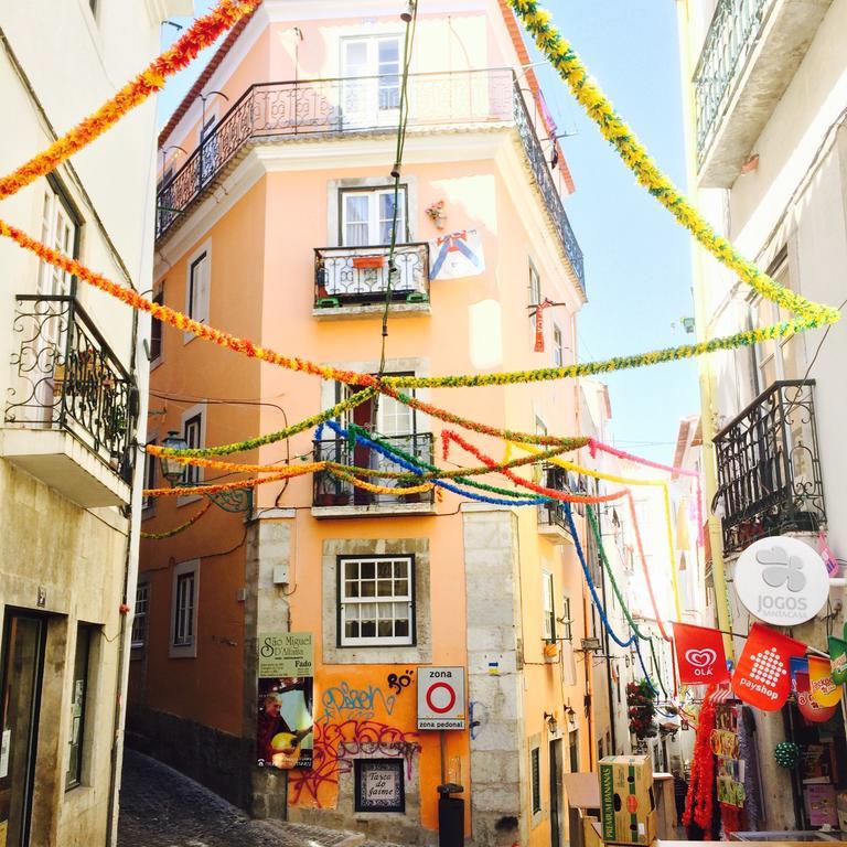 Alfama'S Nest Lägenhet Lisboa Rum bild